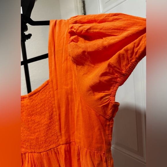 ORANGE DRESS - Picture 3 of 3